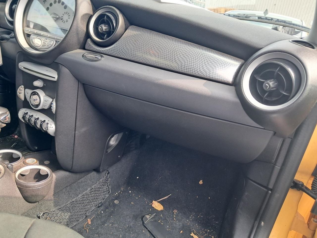 MINI 1 2008 Glove Box 4794579