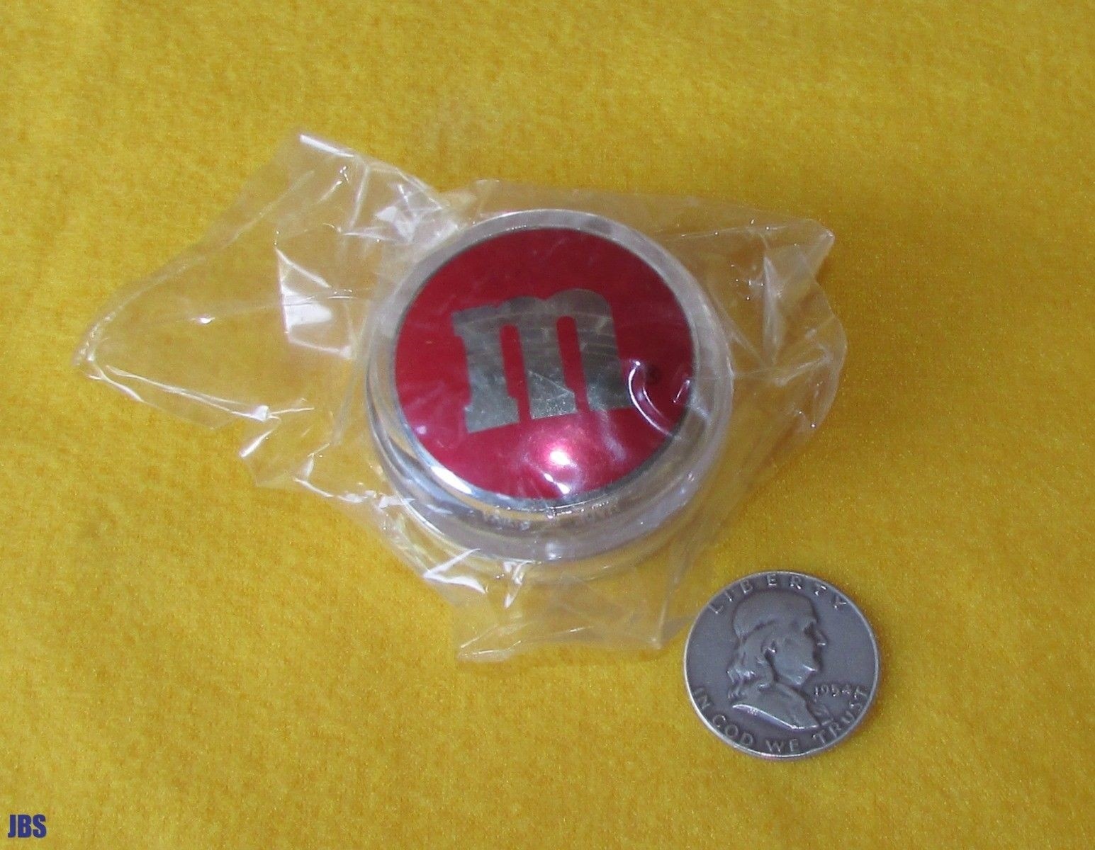 M&M's Milleneum YoYo Issued in 2000 Mint in Package