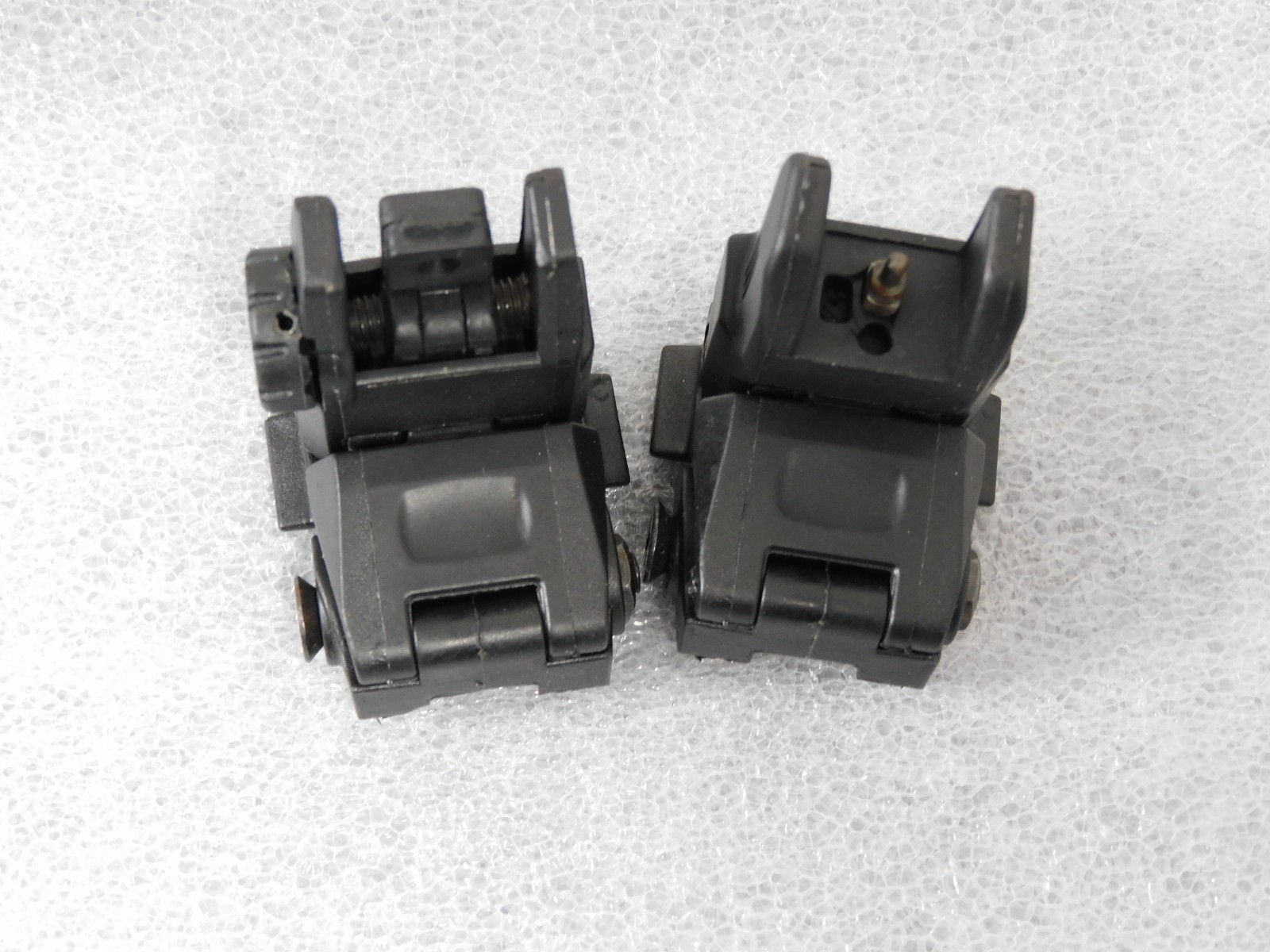 Black Polymer Folding Front and Rear Sight Flip Up Backup Sights Picatinny