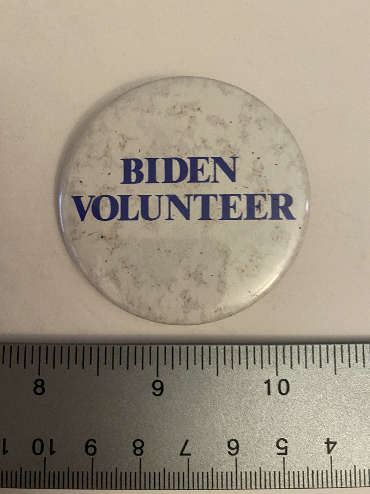 Biden Volunteer Pin Back Button P36