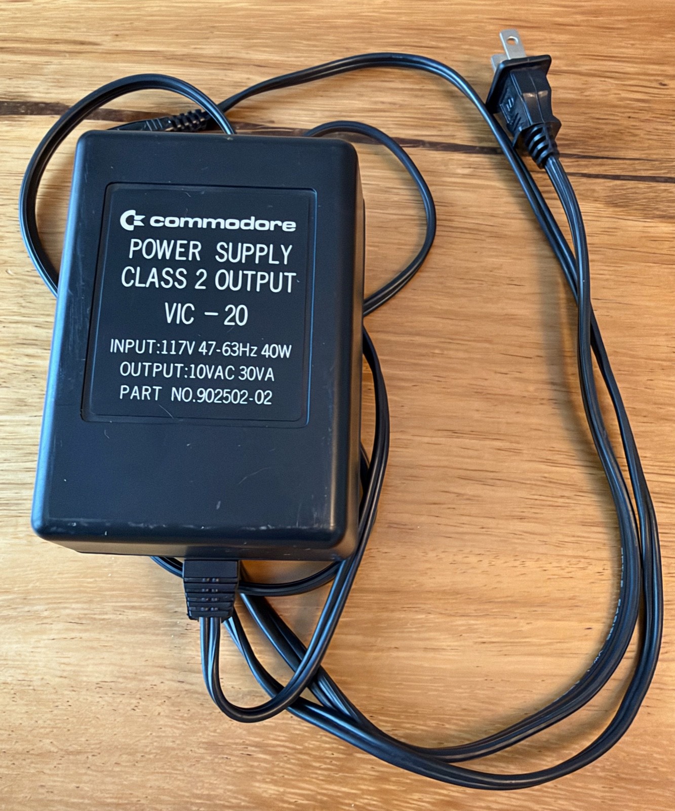 Commodore Vic-20 Computer with Datasette, Power Supply, TV switcher, manuals