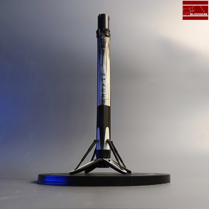 Spacex Rocket Painted Model 1:200 Falcon 9 Stage 1 Recovery Status with Platform
