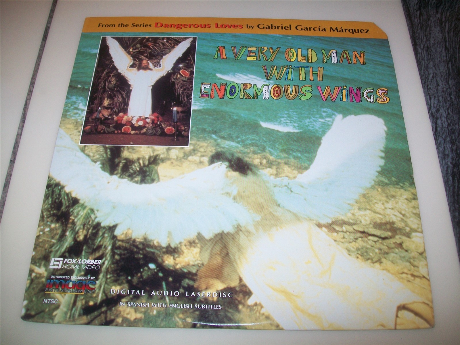 A VERY OLD MAN WITH ENORMOUS WINGS Laserdisc LD VERY GOOD CONDITION VERY RARE!