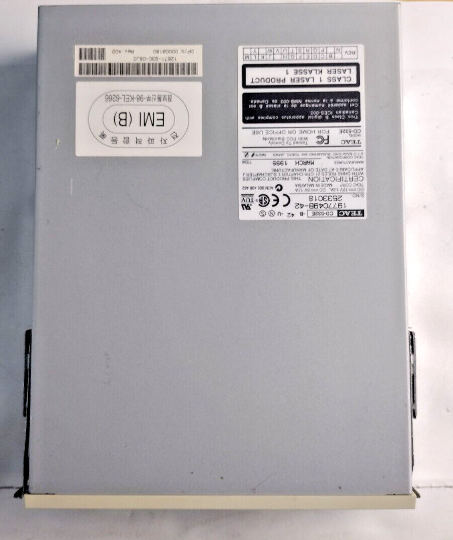 TEAC CD-532E / 1977049B-42/ CD-ROM Drive / PN: D4385-6000