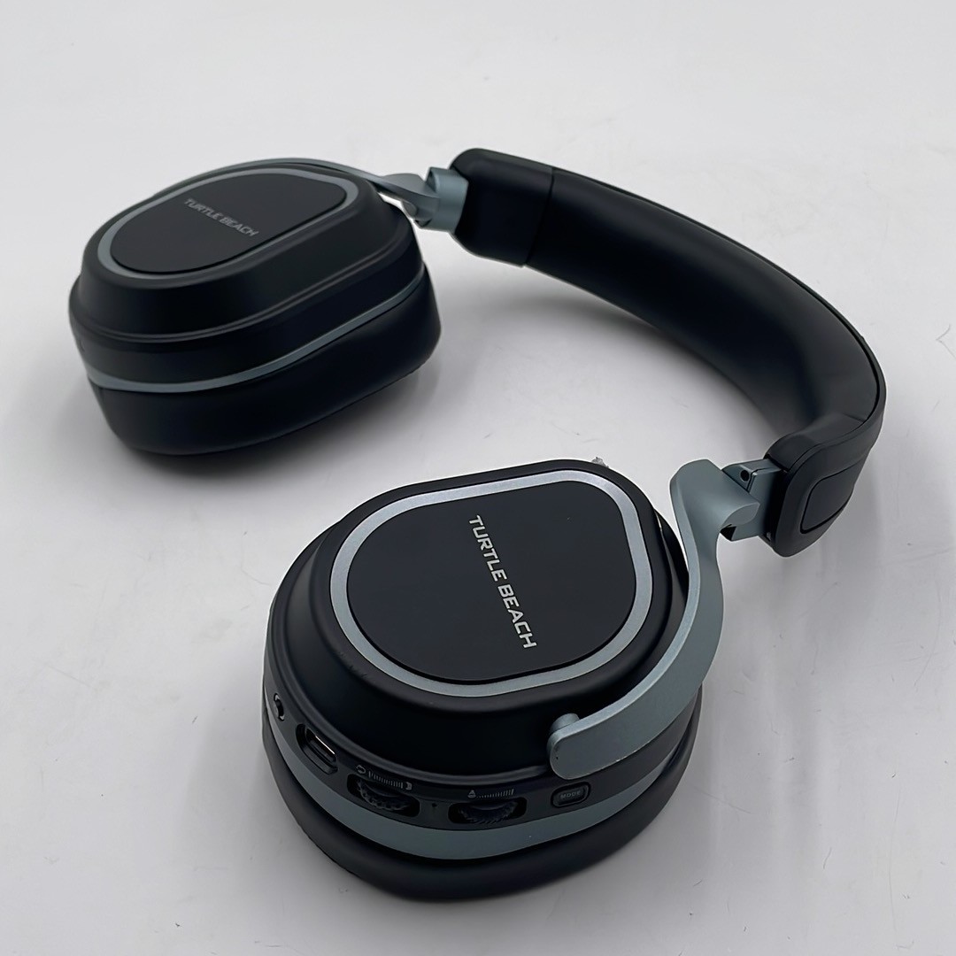 Turtle Beach Stealth 700 Wireless Multiplatform Gaming Headset - NO DONGLE