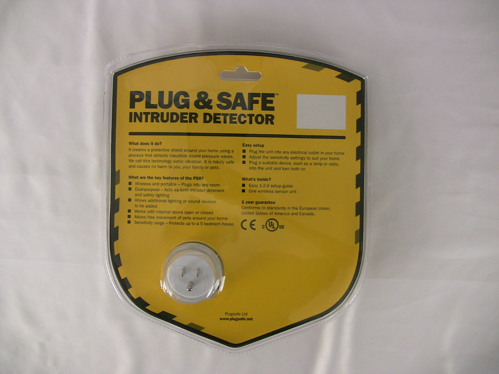 New Plug and Safe Mobile Intruder Detector / Alarm Model PS8