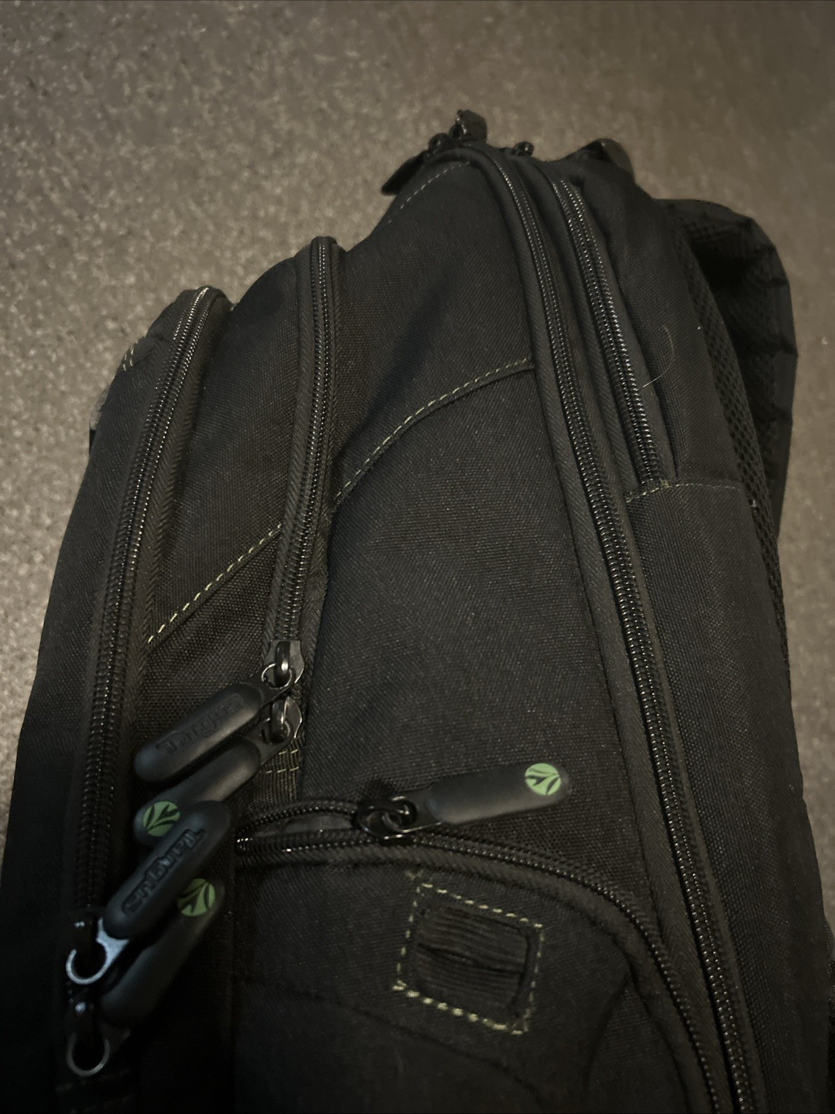 Targus Backpack EUC EcoSpruce 27L EcoSmart Checkpoint-Friendly Black W/corporate
