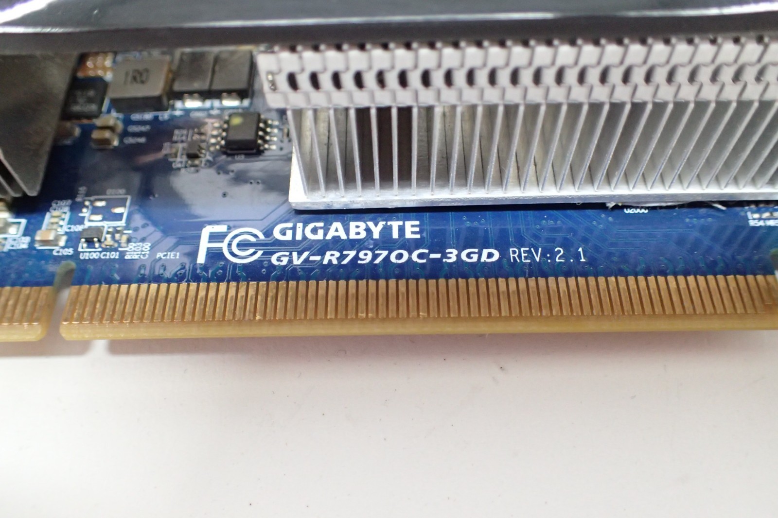 Gigabyte HD 7970 3GB Upgrade Apple MAC PRO 5,1 Flashed for Apple Boot Screen
