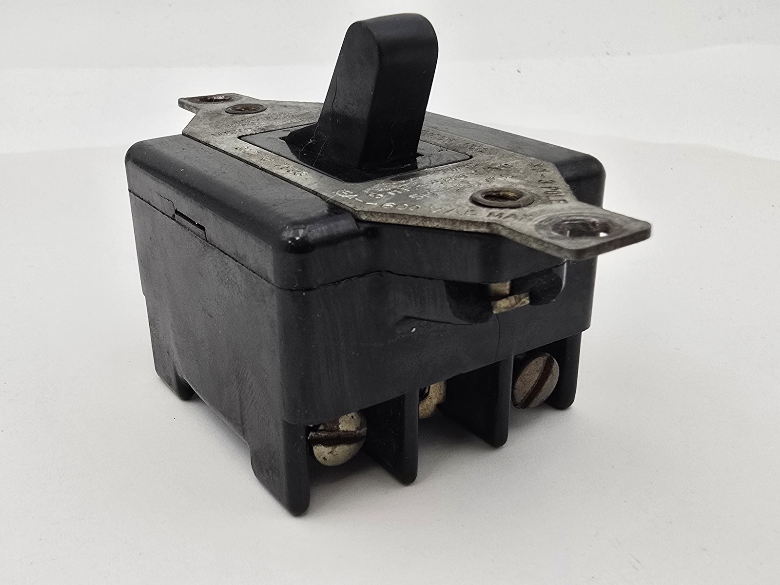 Pass & Seymour Three Phase AC Manual Motor Controller 3P 15A 600V 3PH