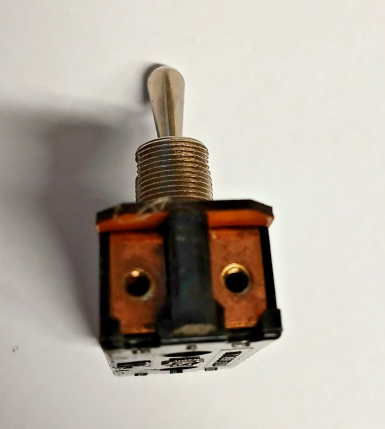 DIAMOND 01119 2800016 16A/125V DPST Toggle Switch