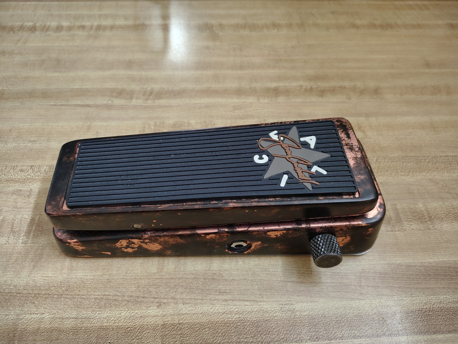 Dunlop JC95 Jerry Cantrell Signature Cry Baby Wah Bronze