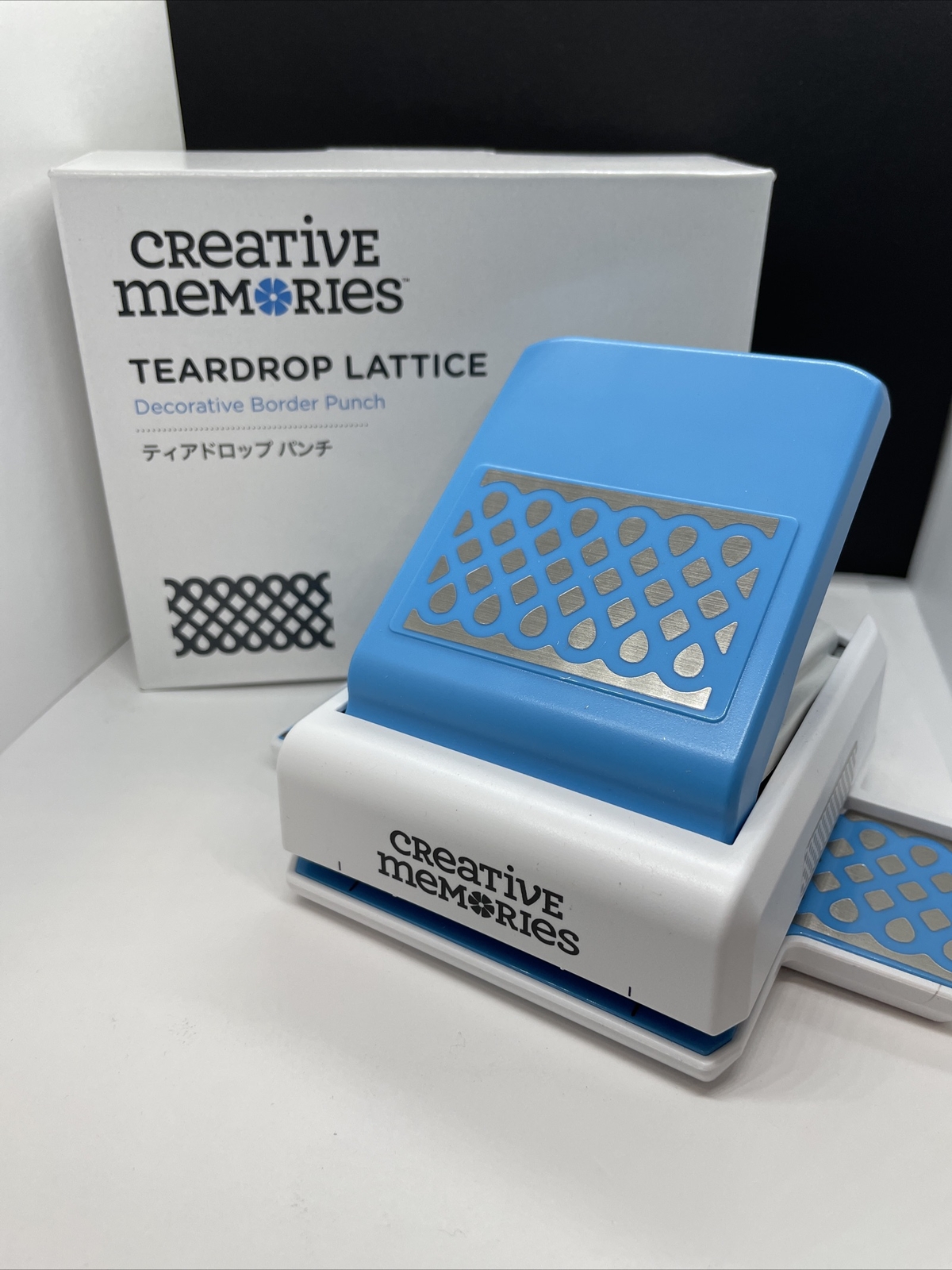Creative Memories TearDrops Lattice Decorative Border Punch Brand New
