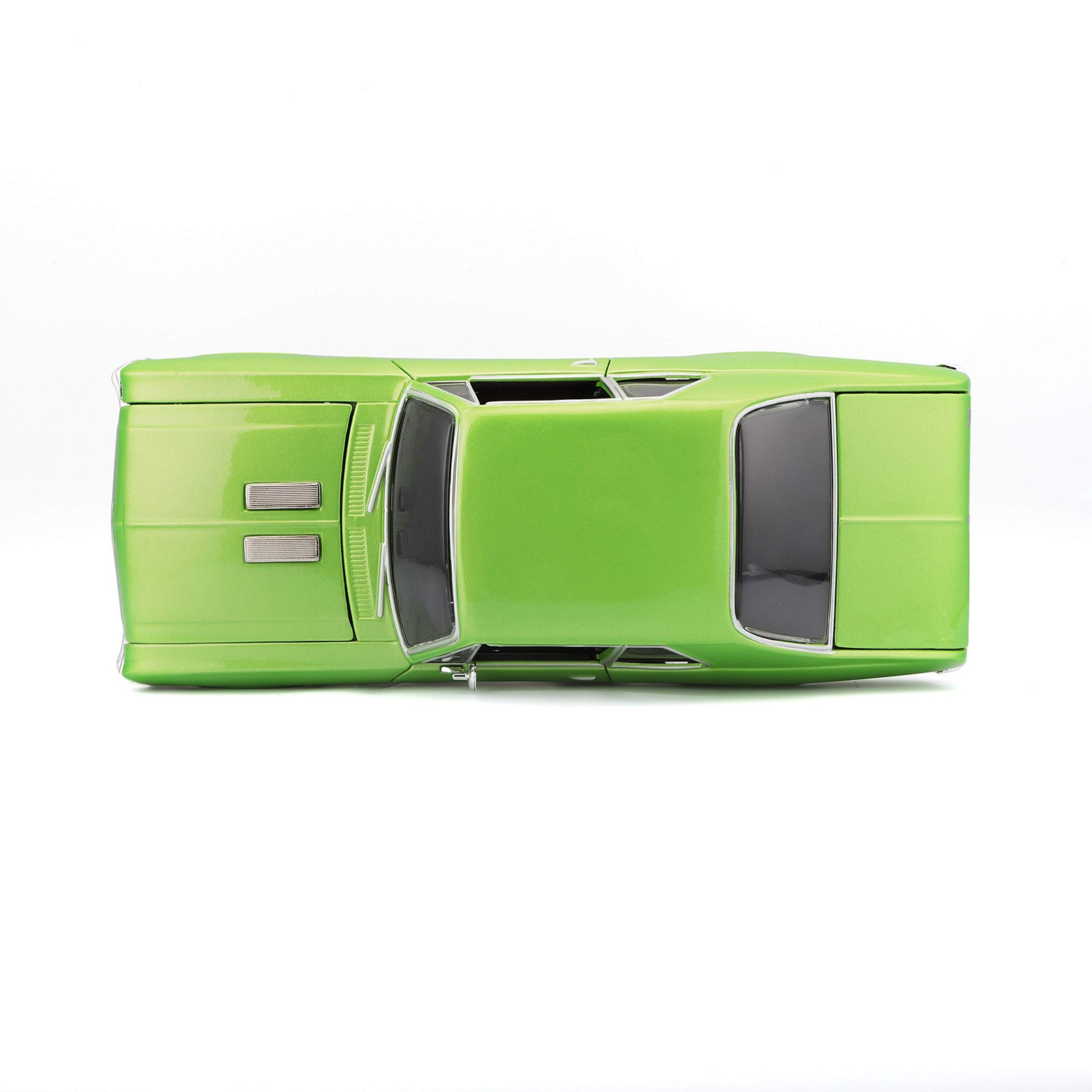 124 Scale 1970 Chevrolet Nova SS Diecast Vehicle Colors May Vary , Green