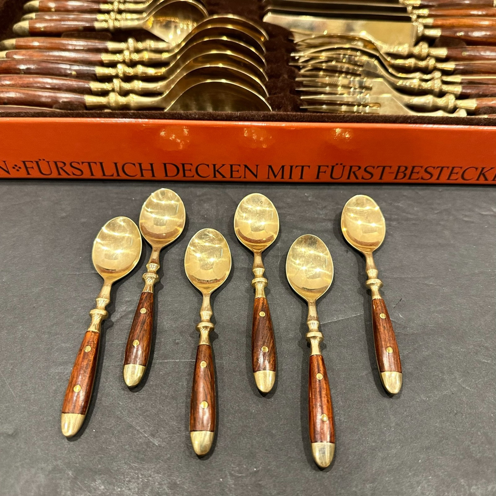 Fürst Besteck Lord Nelson Flatware Set Gold Tone Wood Handles 30pc Boxed