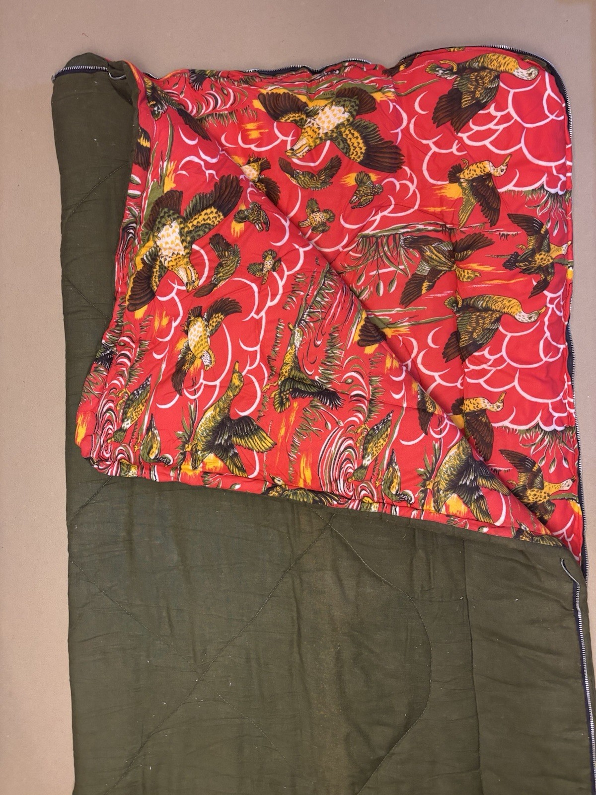 Vtg Coleman Sleeping Bag Ducks Grouse Hunting Red Flannel Green Bed Roll Camp