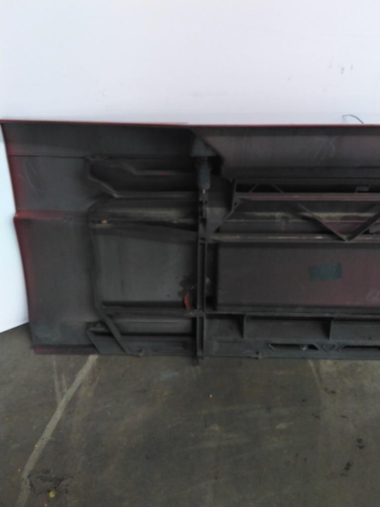 For 2009 VOLVO VNL SIDE FAIRING Left , MD