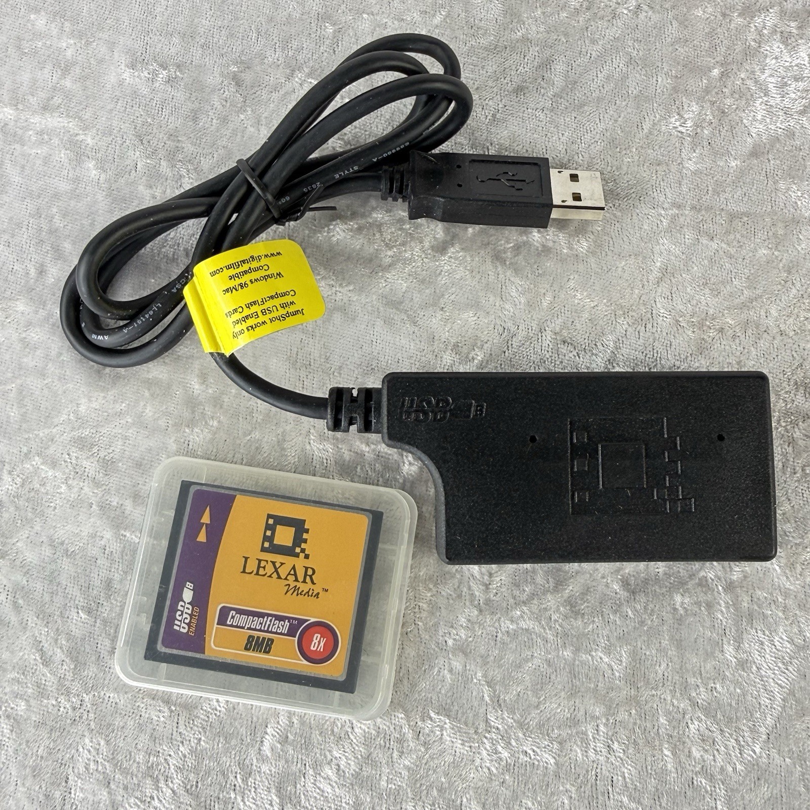 Lexar JumpShot USB CompactFlash CF Reader w/ Lexar 8MB Card Powers On