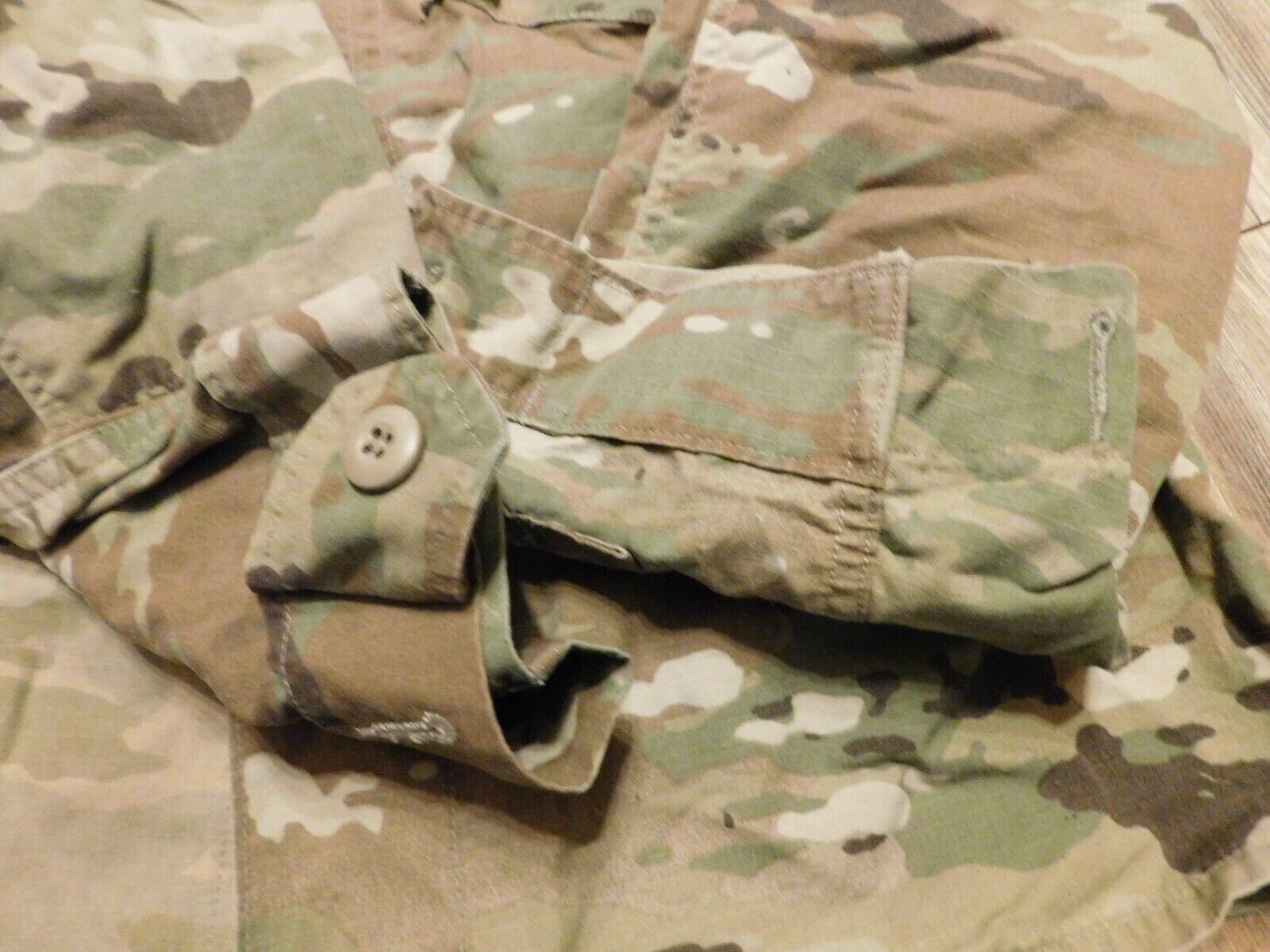 US ARMY OCP COAT SIZE MEDIUM - REGULAR