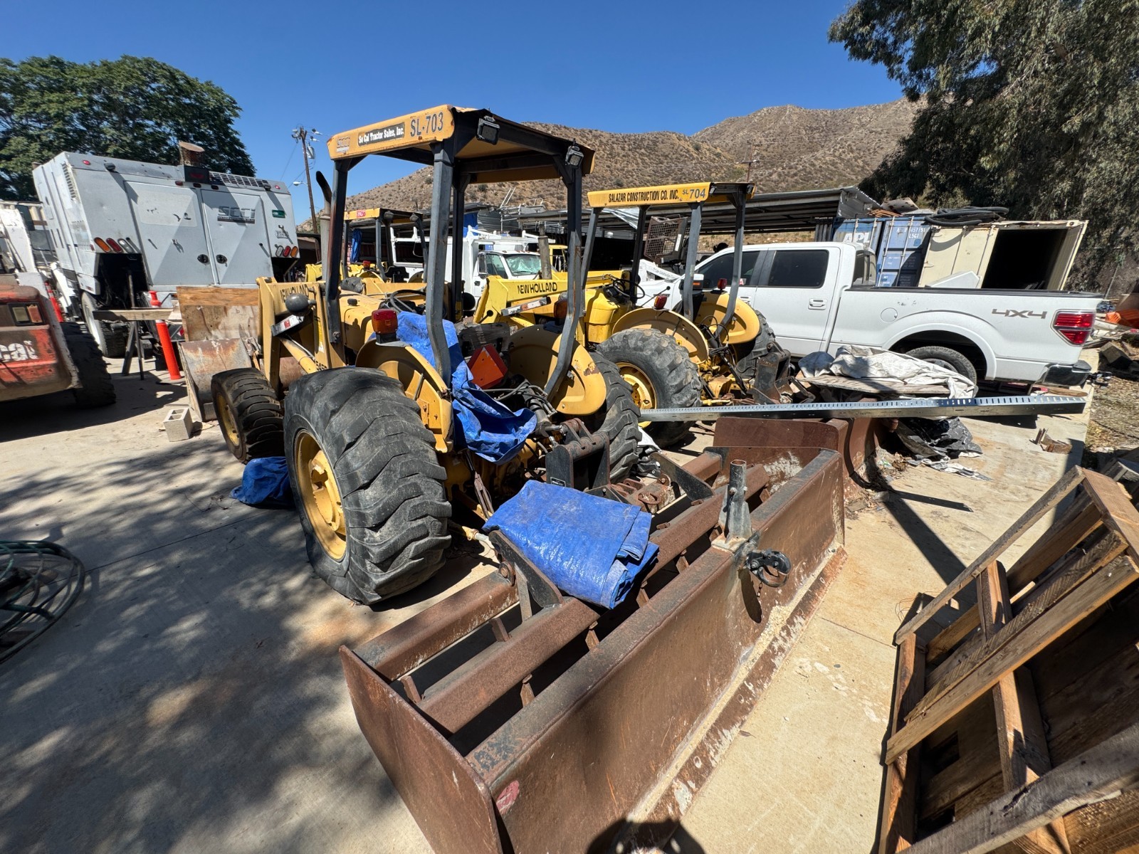 New Holland 545D Skiploader