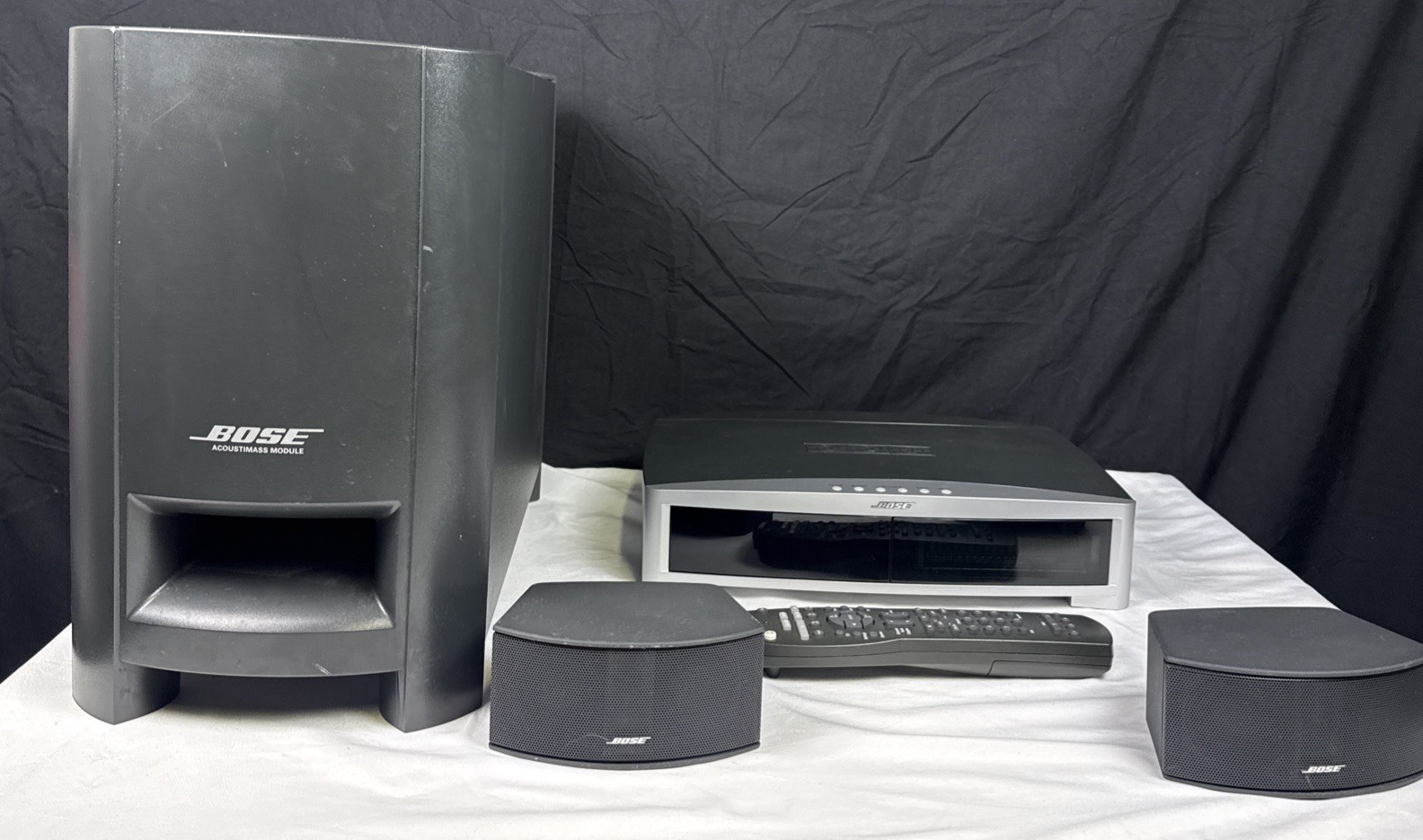 Bose AV3-2-1 Series III Media Center w AV3-2-1 II Powered Subwoofer Works!