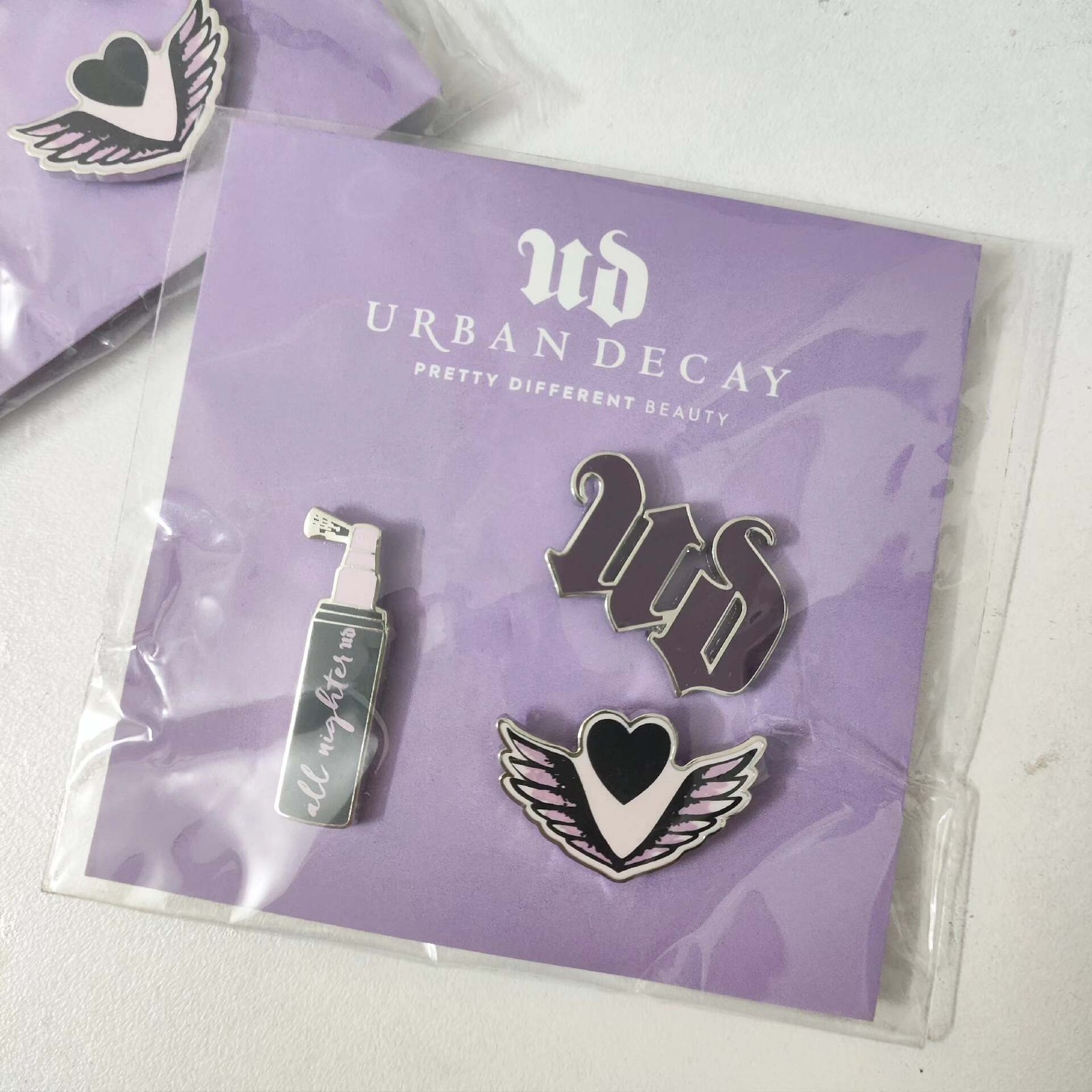 Urban Decay 3Pcs Enamel Pins Set UD Makeup Brand Metal Brooch Badges New Sealed
