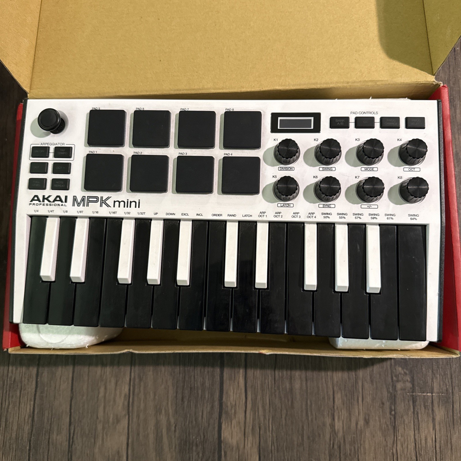Akai Professional MPK Mini MK3 USB MIDI Keyboard Controller Tested Working