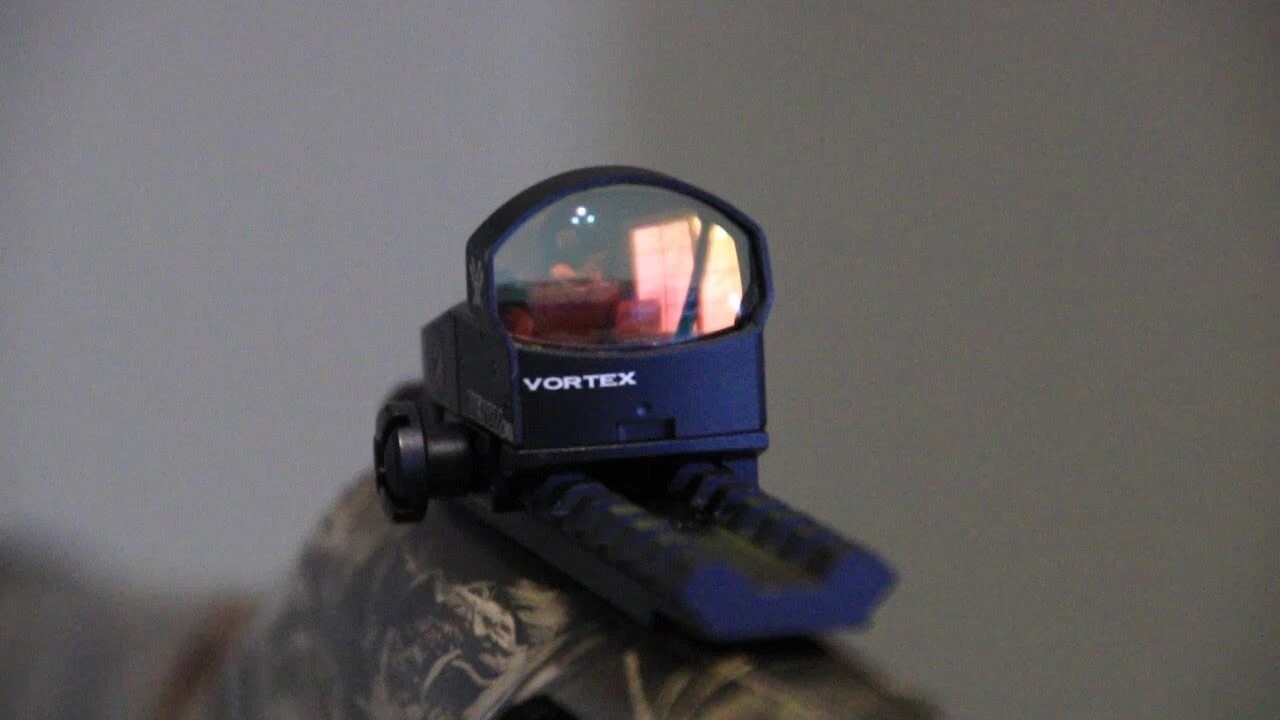 Vortex Venom Red Dot Sight 3 MOA Reticle Black (VMD-3103)
