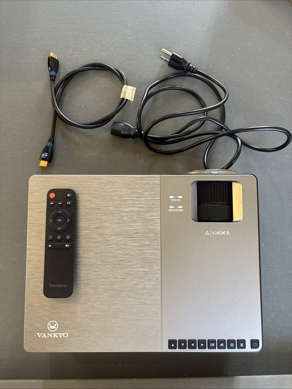 Vankyo M18 Black/Silver Projector