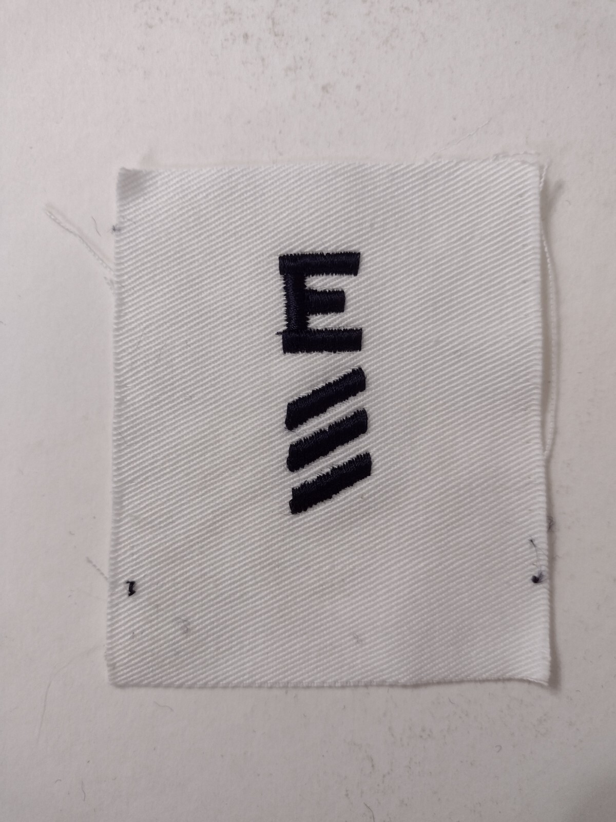 USN BATTLE EFFECTIVENESS AWARD  "E"  3 HASHMARKS BLACK ON WHITE NOS :KY21-1