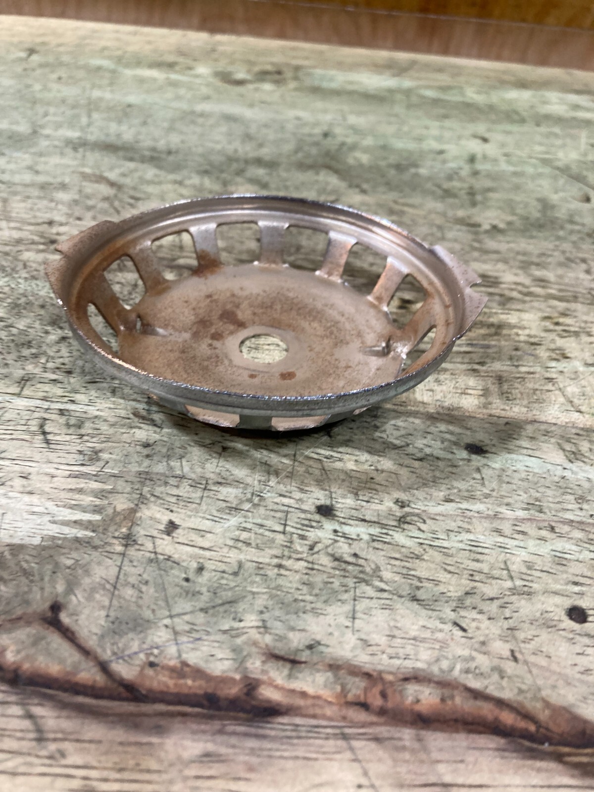 AFC Camp Master Lantern 1035 - Globe Rest - Rust inside
