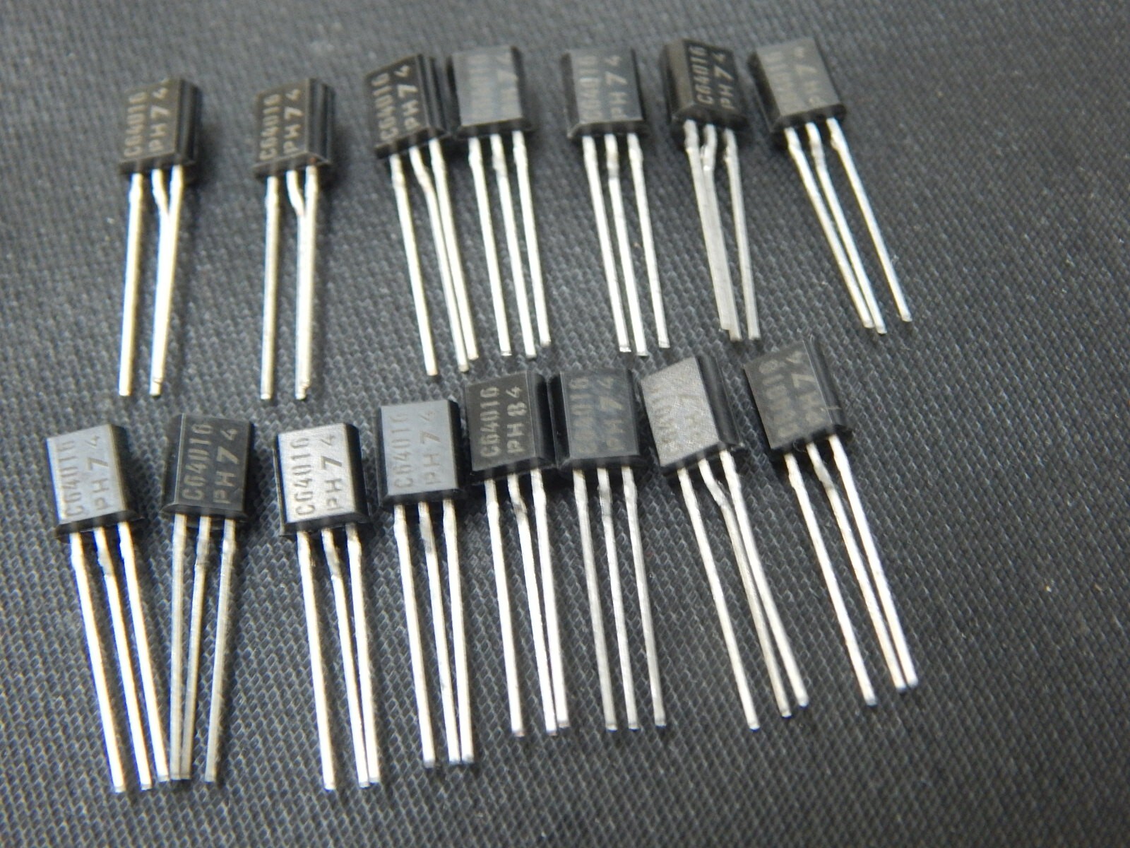PHILIPS BC640-16 Transistor GP BJT PNP 80V 1A 3-Pin TO-92 C64016 - LOT OF 15