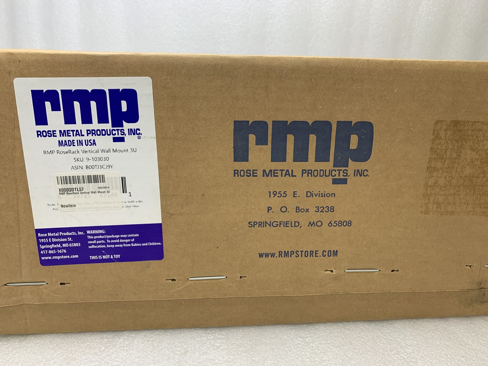 RMP RoseRack Vertical Wall Mount 3U standard rack size / Equipment Bracket