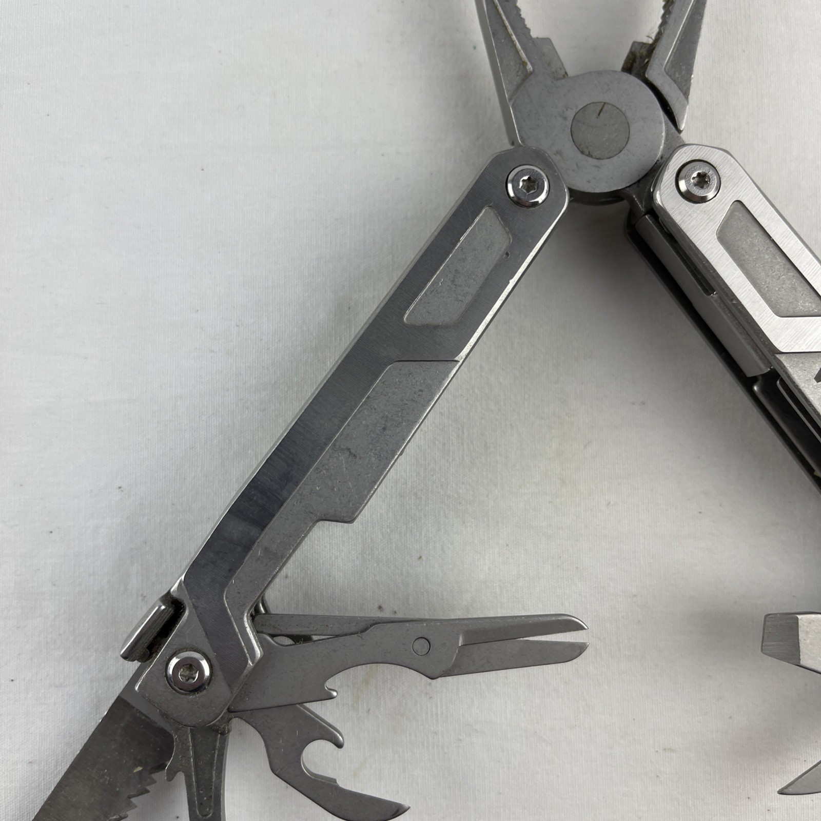 WORKPRO Stainless Steel Multi Tool Plier EDC Multitool with Pocket Knife