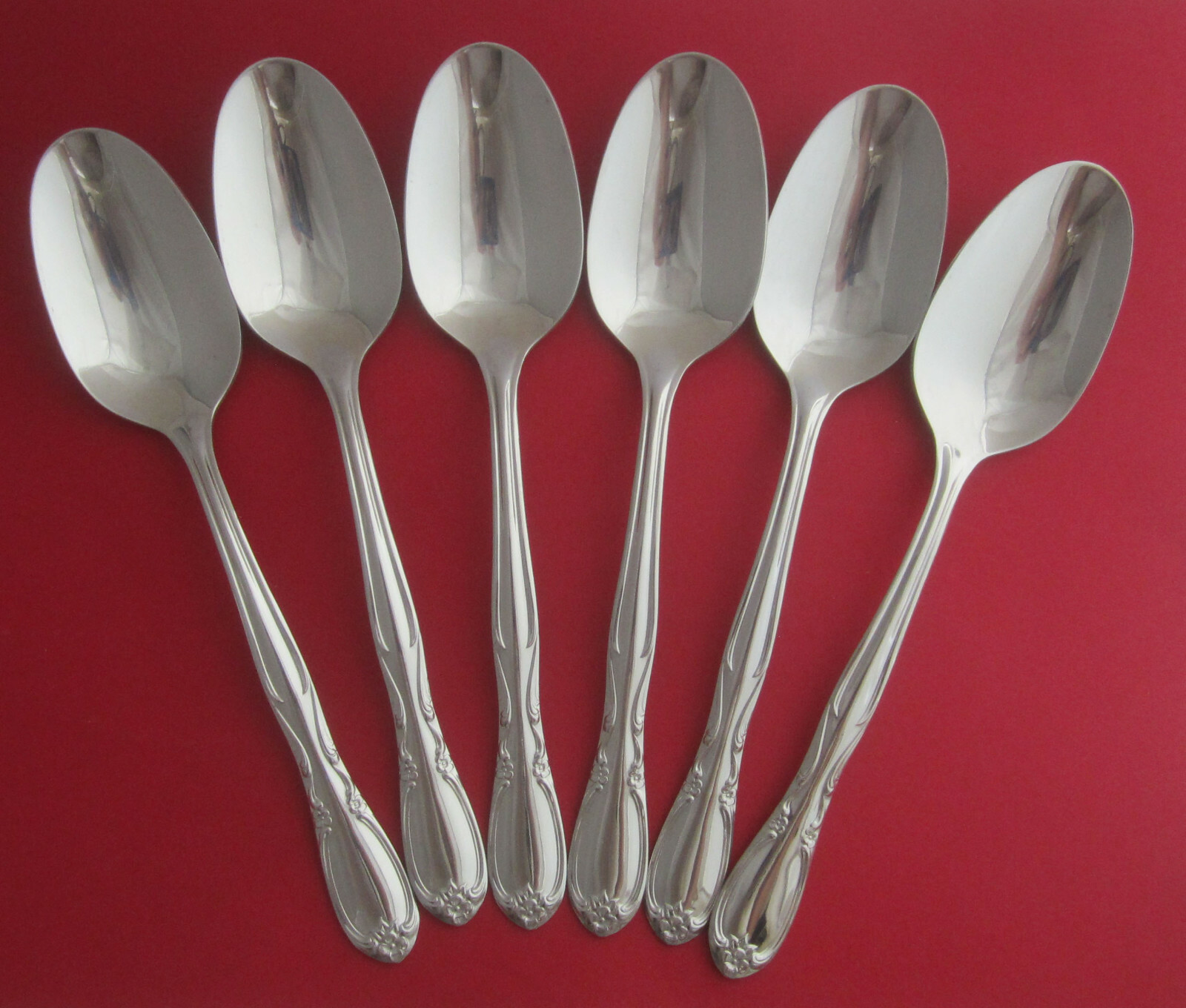 6 Superior International CHAPEL HILL Oval Soup Spoons New Old Stock Unused