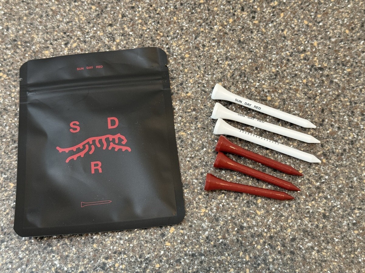 Sun Day Red x Tiger Woods Factory Sealed Pack Of 6 Red & White Golf Tees NEW!