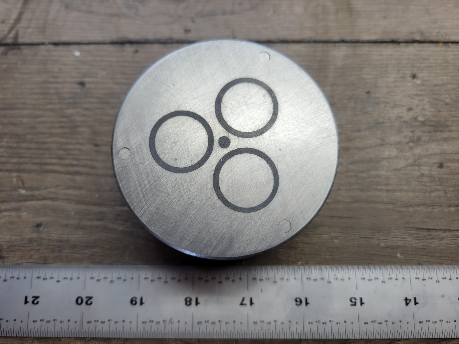 ROUND MAGNETIC CHUCK 4 "