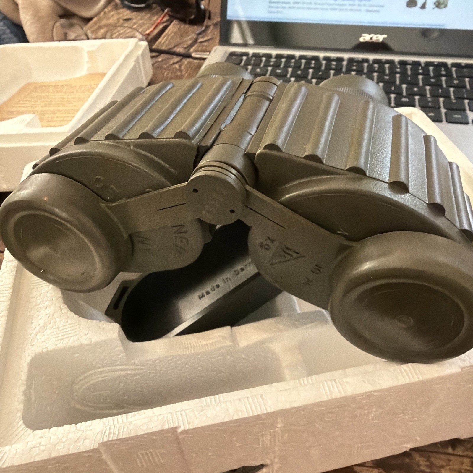 Steiner Optics Military Series  6 X 30mm Binoculars Vintage New Open Box. W Germ