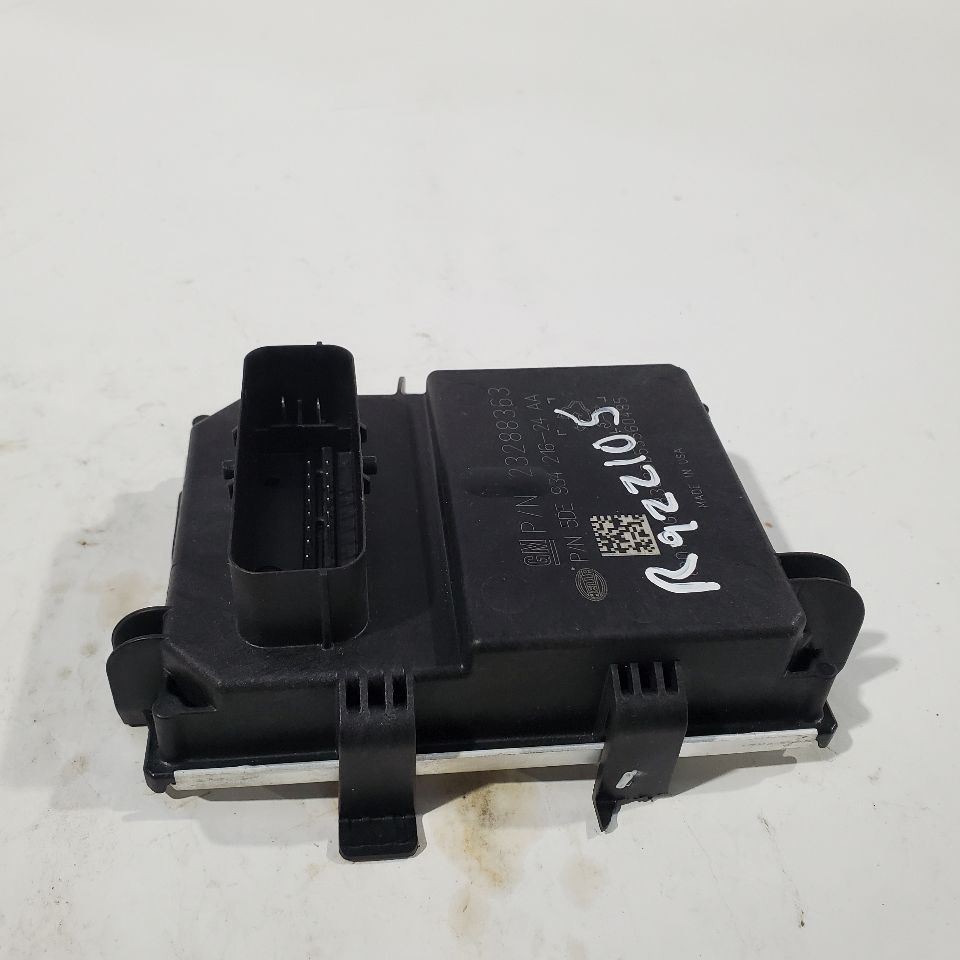 2016 Buick Cascada OEM Fuel Pump 23288363 1 Broken Clip