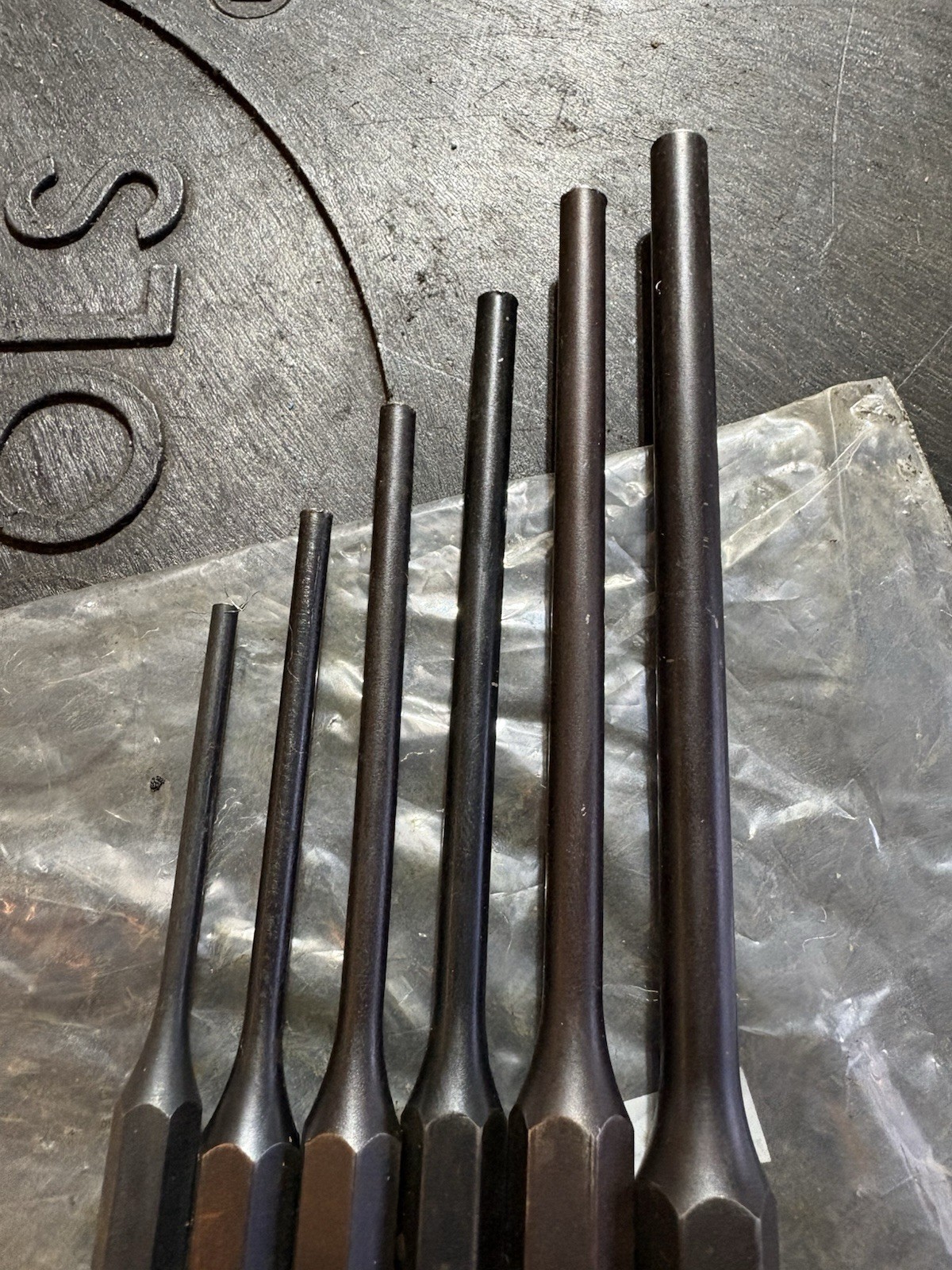 Snap-on 6-pc Long Pin Punch Set PPCL60BK