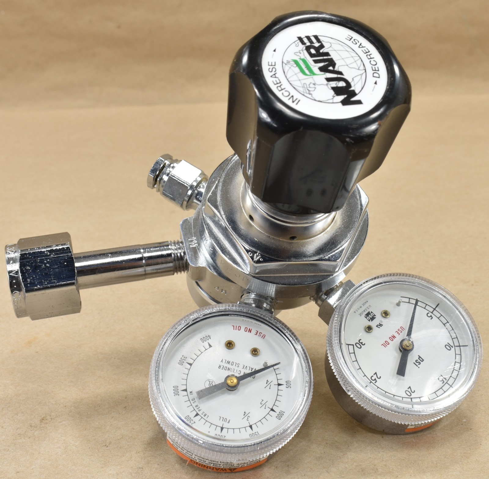 Victor NuAire VTS253A, 2 Stage Carbon Dioxide Gas Regulator, 2" Gauge, 3000 PSIG