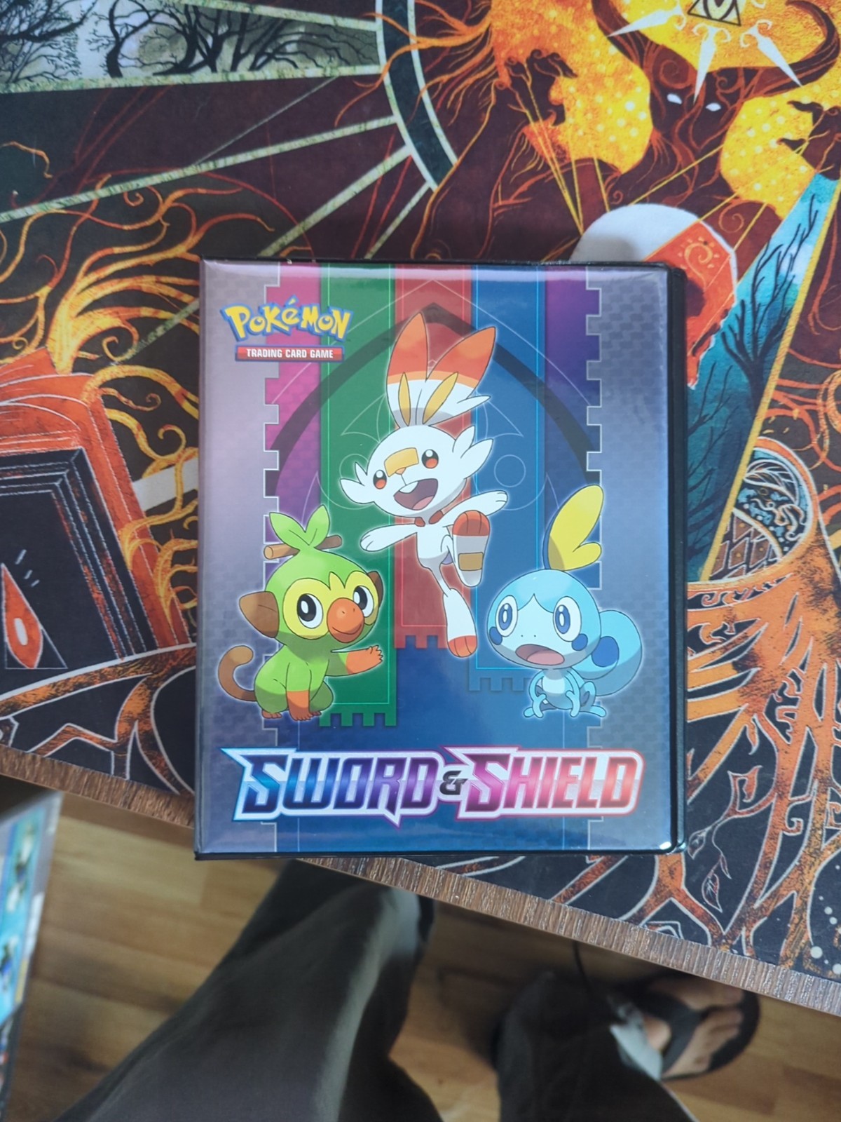 Pokémon - Sword & Shield - GameStop Jumbo Card Binder