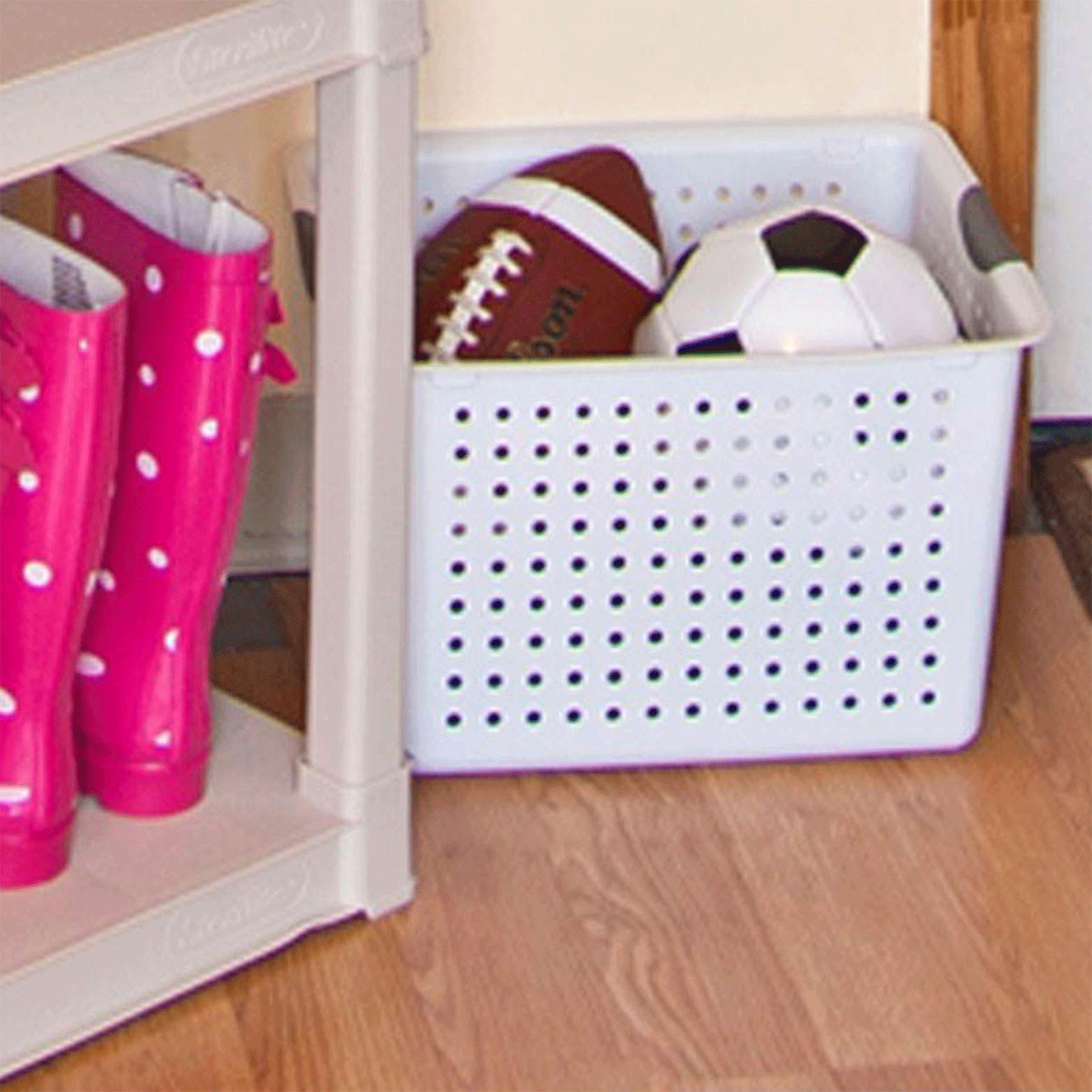 Sterilite Large Deep Durable Ultra Plastic Storage Basket Tote, White (6 Pack)