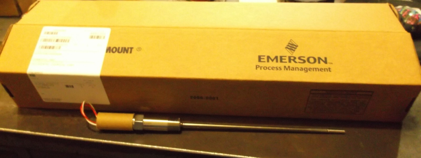 NIB ROSEMOUNT 214CRTSMB1S4E0102WA TEMPERATURE SENSOR (QQ6)
