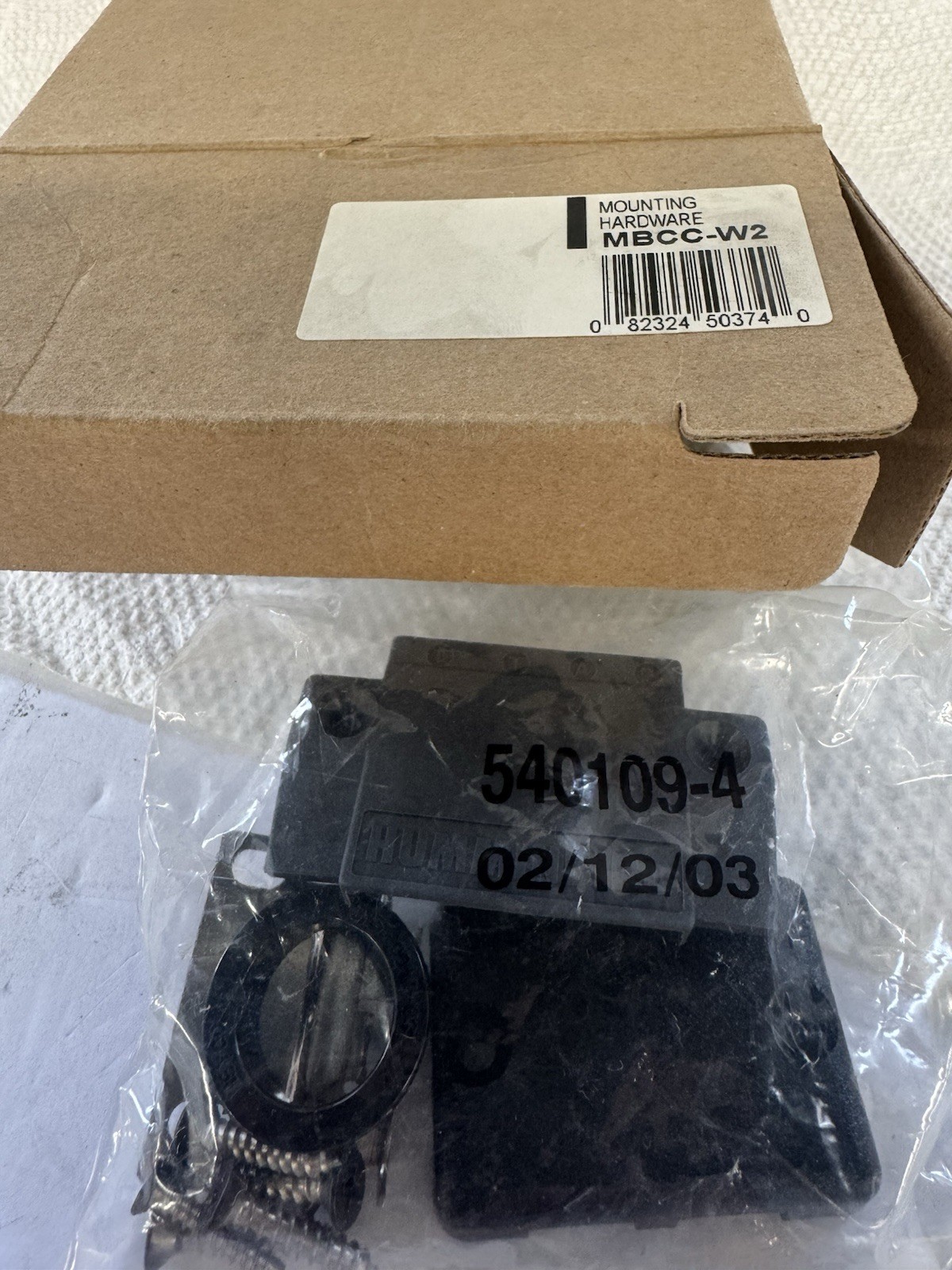 HUMMINBIRD FISHFINDER MBCC-W2 MOUNTING HARDWARE 540109-4 NOS OEM