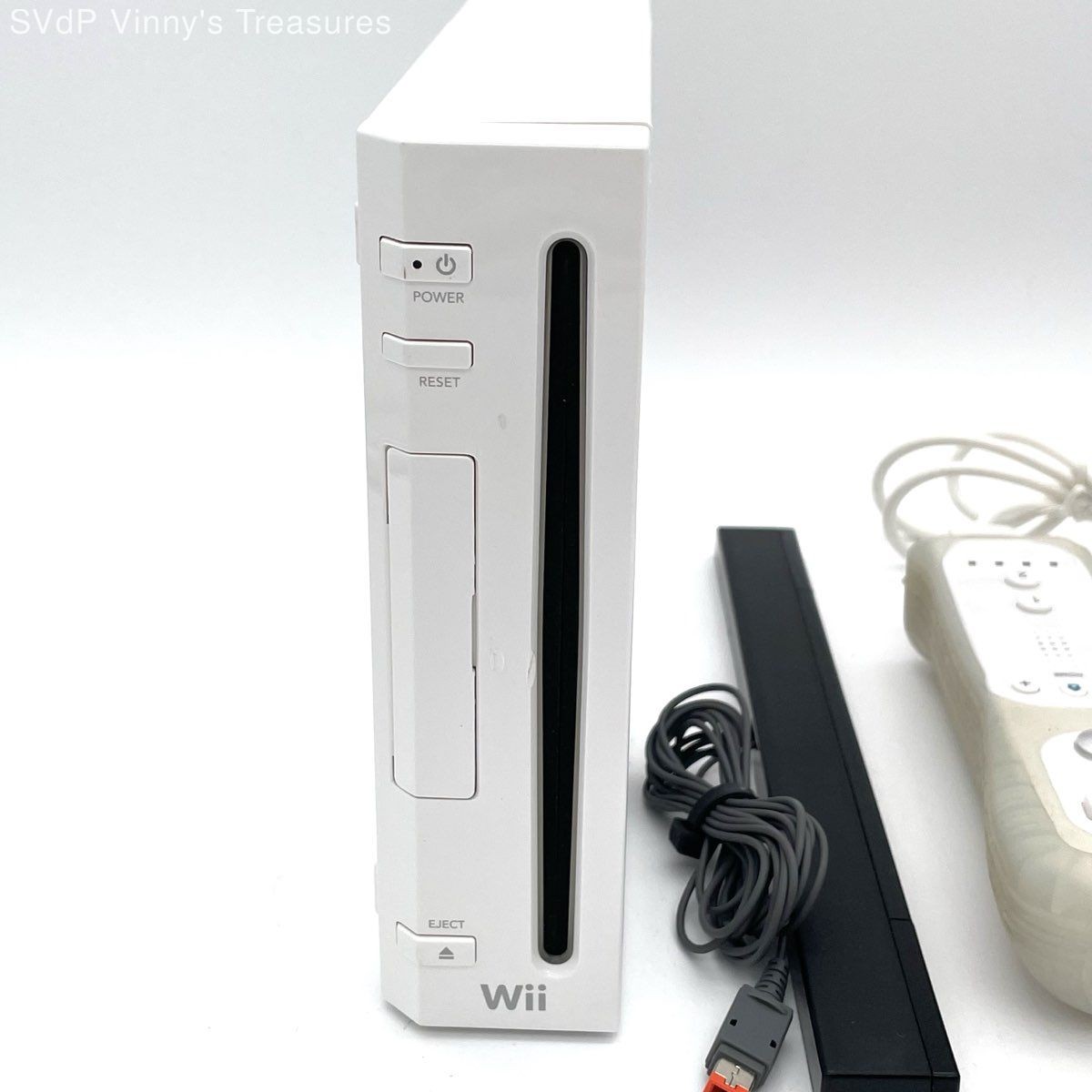 Nintendo Wii Console Bundle Tested Working w/ Wii Remote Nunchuk Sensor Bar