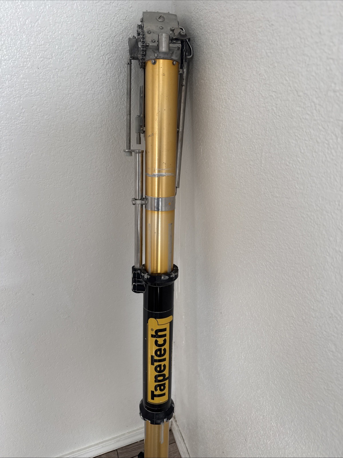 TapeTech EasyClean Automatic Drywall Taper 07TT