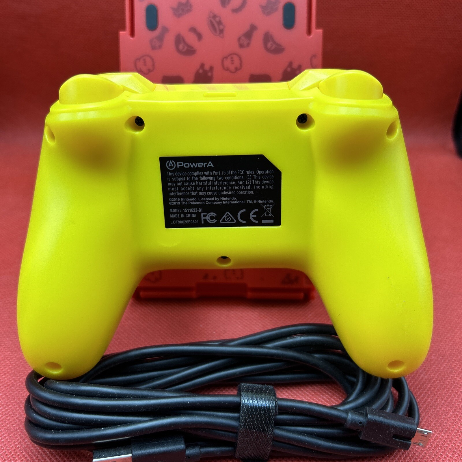 Wired Controller Nintendo Switch Pokemon Yellow ⚡️