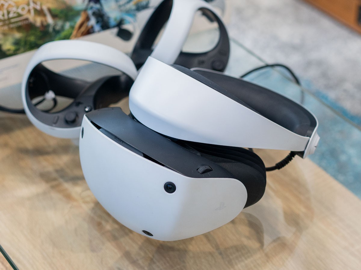 SONY PSVR2 Virtual Reality VR Set for Play Station PS5, Hard Case