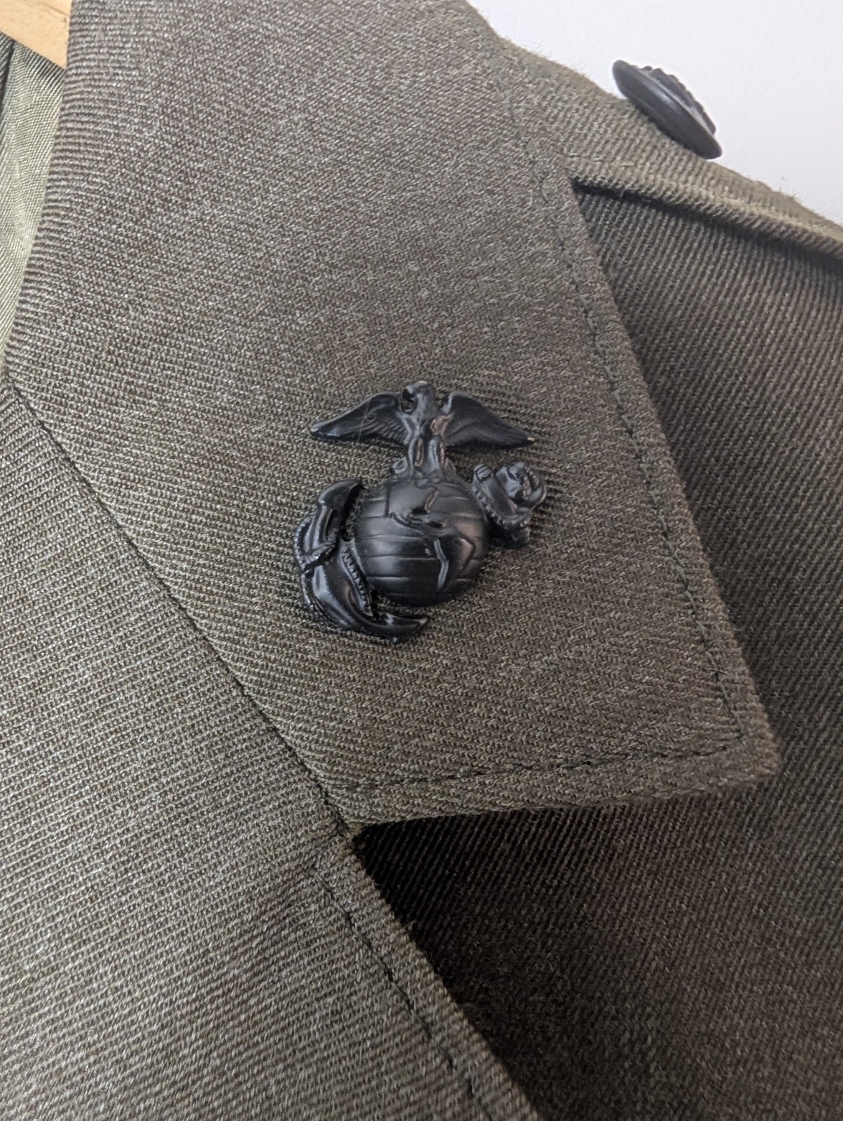 USMC Service Alpha Dress Coat Tunic 40S Corporal EGA Badges