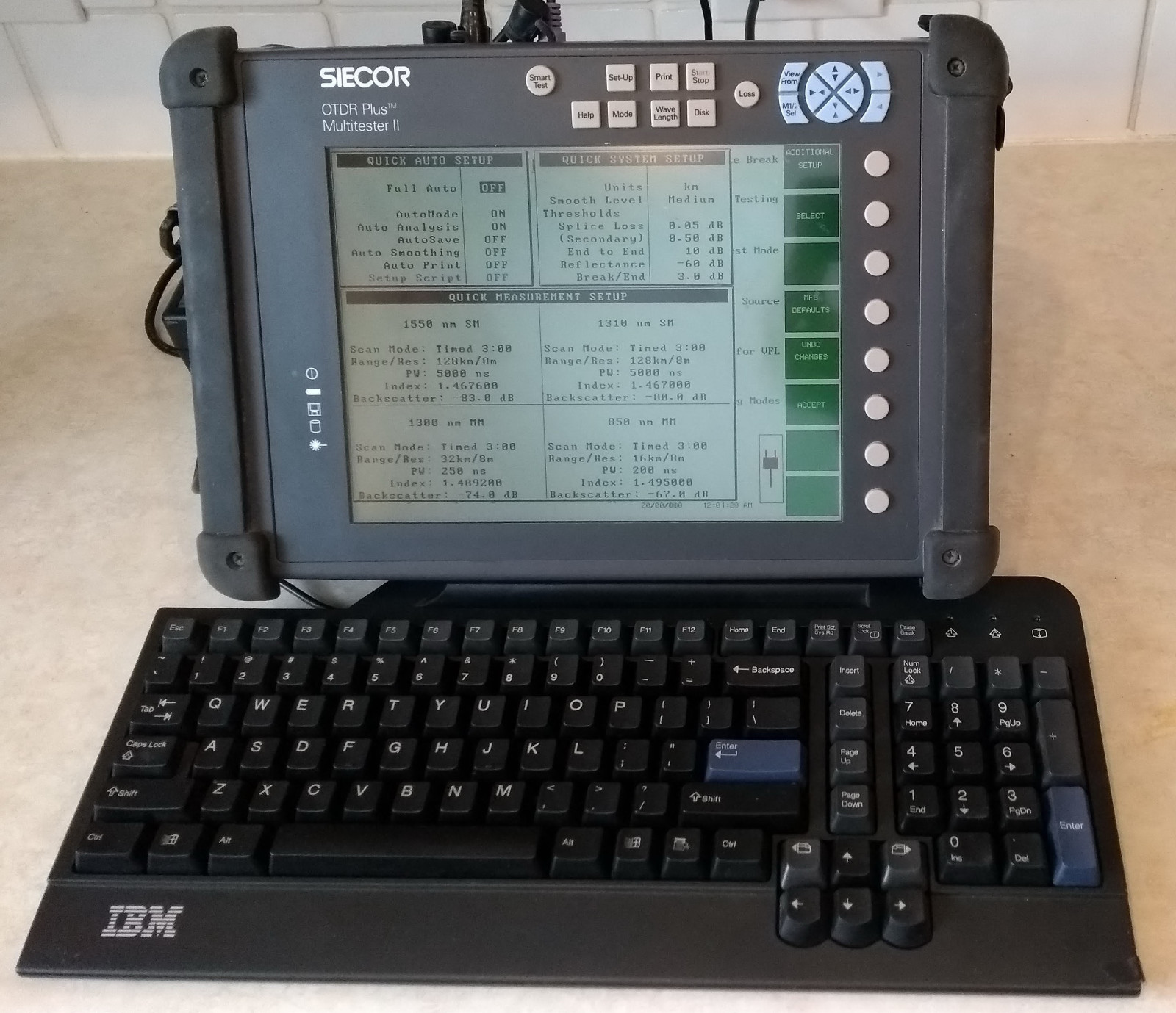 Corning Siecor OTDR Plus Multitester II Model 340M-5600 with Hard Carrying Case